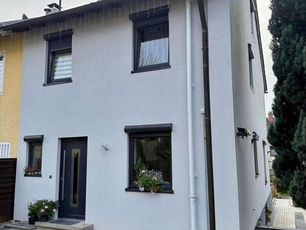 Doppelhaushälfte zum Kauf 310.000 € 4 Zimmer 110 m² 304 m² Grundstück frei ab 31.03.2026 Sigmaringen 72488