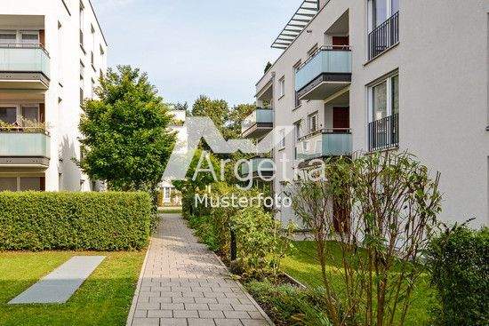 Immobilie in Pirmasens - Mehrfamilienhaus  mit 3 Wohnungen  in 66954 Pirmasens - Provisionsfrei - Bild 0