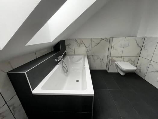 Doppelhaushälfte zur Miete 1.612 € 6 Zimmer 124 m² frei ab 01.11.2026 Engen Engen 78234
