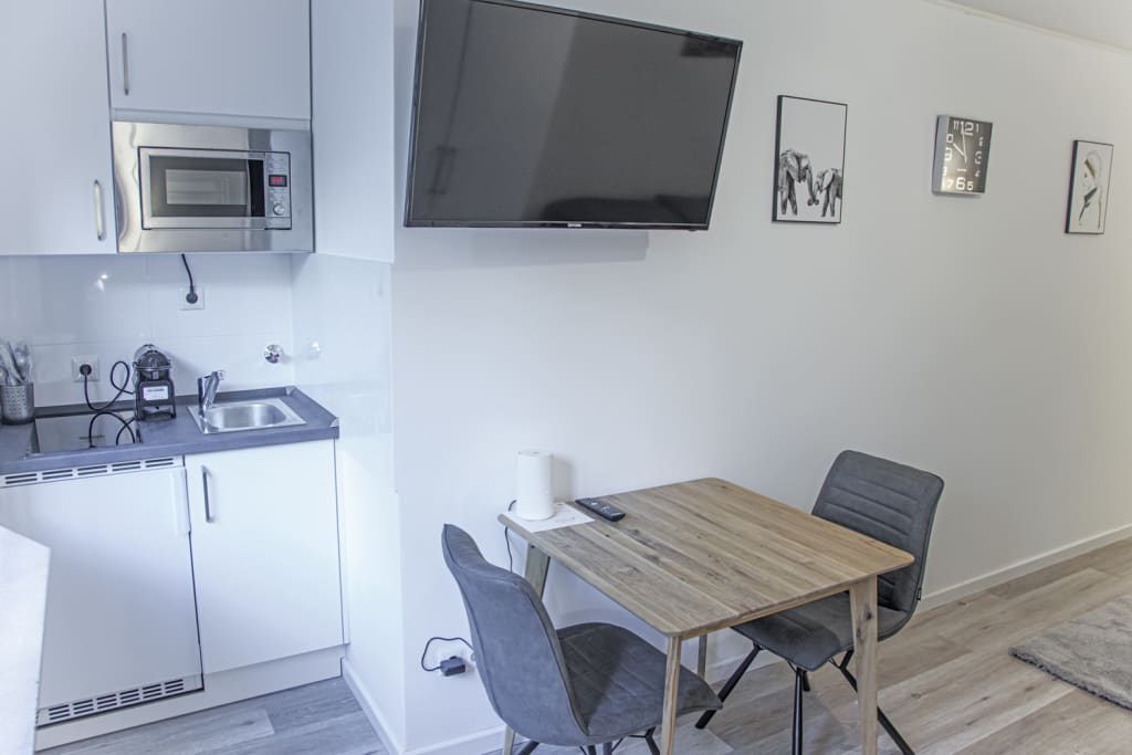 Wohnung zur Miete Wohnen auf Zeit 1.050 € 1 Zimmer 19 m²<br/>Wohnfläche 17.03.2025<br/>Verfügbarkeit Corneliusstraße Friedrichstadt Düsseldorf 40215