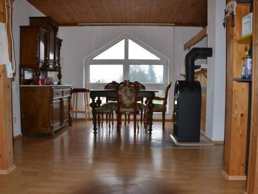 Wohnung zur Miete 850 € 3 Zimmer 75 m² Elsendorf 84094