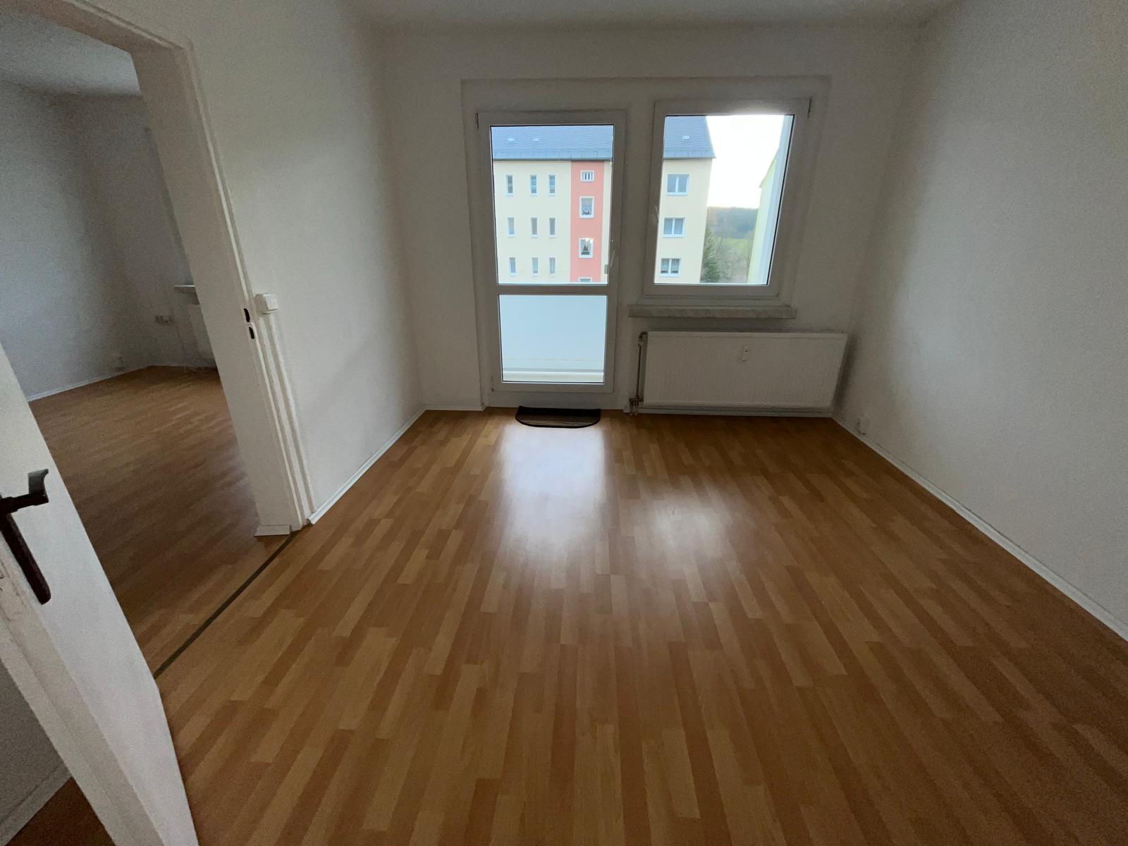 Wohnung zur Miete 220 € 2 Zimmer 51,1 m²<br/>Wohnfläche 1.<br/>Geschoss Clara-Wieck-Ring 4 Markneukirchen Markneukirchen 08258