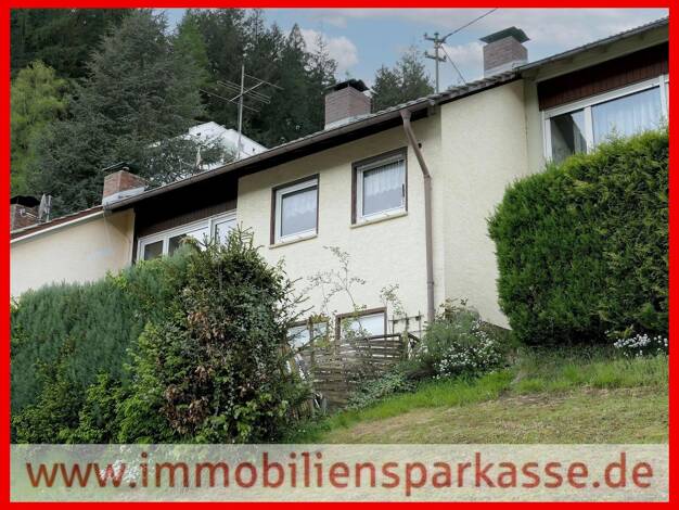 Reihenmittelhaus zum Kauf 160.000 € 3,5 Zimmer 76 m² 332,3 m² Grundstück frei ab sofort Bad Wildbad 75323
