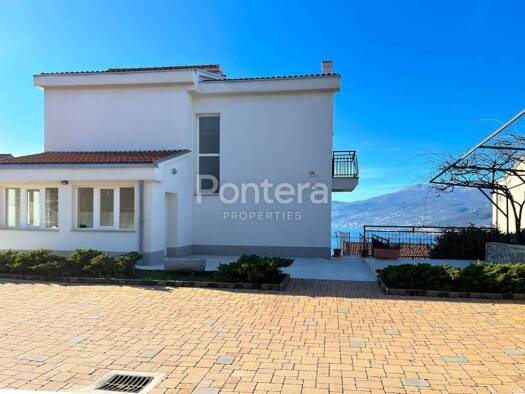 Haus zum Kauf 1.200.000 € 4 Zimmer 425 m² Martinkovac, Rijeka Rijeka