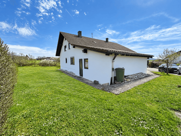 Einfamilienhaus zum Kauf 594.000 € 8 Zimmer 239,4 m² 950 m² Grundstück Dettingen Rottenburg am Neckar 72108