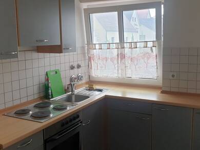 Wohnung zur Miete 650 € 2 Zimmer 68 m² 2. Geschoss frei ab sofort Rottenburg Rottenburg a. d. Laaber 84056