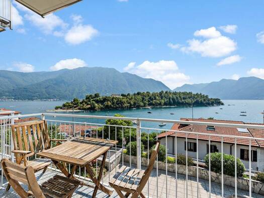 Wohnung zum Kauf 407.000 € 3 Zimmer 75 m² Seeblick Grandola ed Uniti 22010