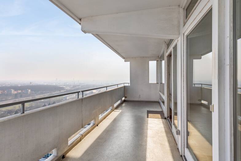 Wohnung zum Kauf 350.000 € 2 Zimmer 64 m² 21. Geschoss Bornheim Frankfurt am Main 60385