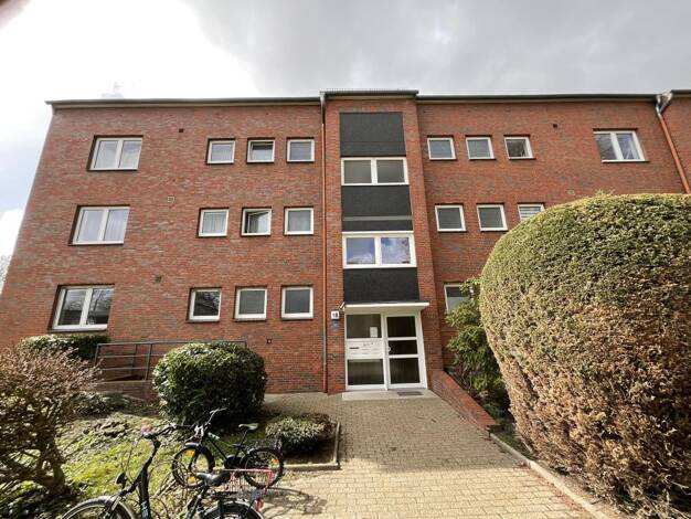 WG-Zimmer zur Miete 569 € 4 Zimmer 80,8 m² EG frei ab 01.05.2026 Ölhafendamm 18 Heppens Wilhelmshaven 26384