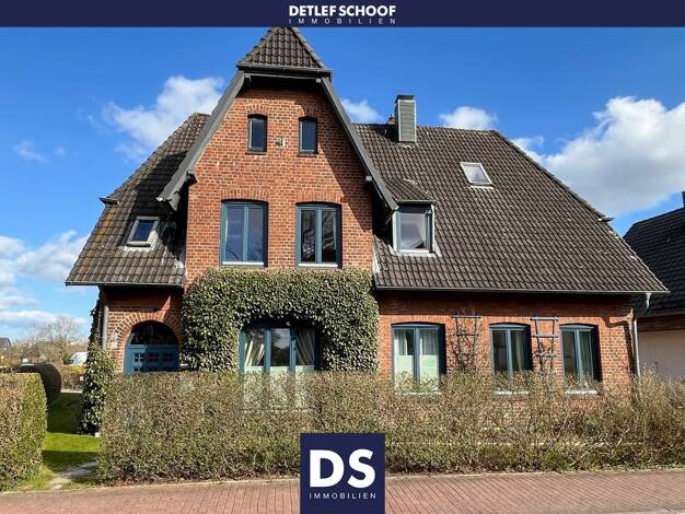 Mehrfamilienhaus zum Kauf 495.000 € 9,5 Zimmer 240 m² 627 m² Grundstück Melsdorf 24109