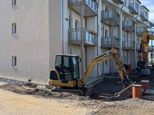 Wohnung zur Miete 586 € 2 Zimmer 42,2 m² 2. Geschoss Am Freizeitpark 2 Arnsdorf 01477