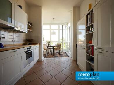 Wohnung zum Kauf 182.500 € 2 Zimmer 62,6 m² 3. Geschoss Cranachstraße 26 Westvorstadt Weimar 99423