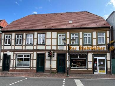 Reihenmittelhaus zum Kauf 99.000 € 4 Zimmer 120 m² 296 m² Grundstück frei ab sofort Goldberg Goldberg 19399
