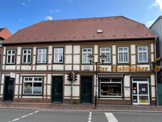 Reihenmittelhaus zum Kauf 99.000 € 4 Zimmer 120 m² 296 m² Grundstück frei ab sofort Goldberg Goldberg 19399