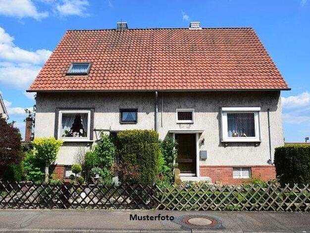 Einfamilienhaus zum Kauf 31.000 € 1 Zimmer 1 m² 2.186 m² Grundstück Hohenbocka 01945
