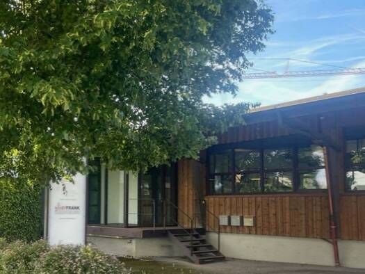 Haus zur Miete 2.900 € 4 Zimmer 378 m² frei ab 01.01.2026 Pfrondorf Tübingen 72074