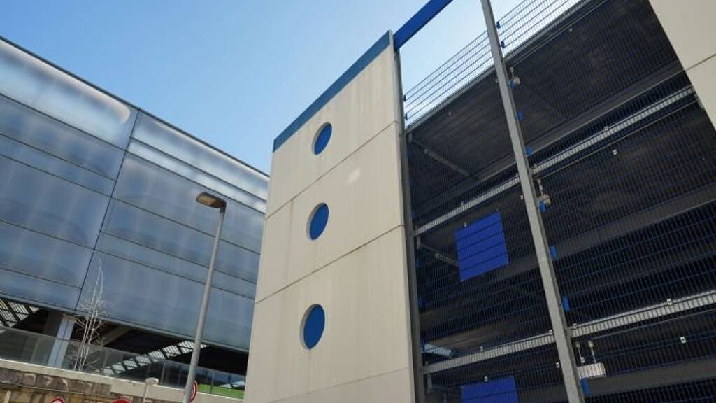 Parkhaus zur Miete provisionsfrei 65 € Zentrum Chemnitz 09111