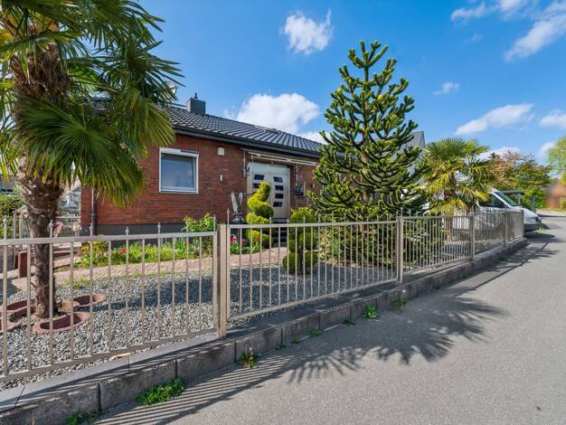 Einfamilienhaus zum Kauf 649.000 € 2,5 Zimmer 128,5 m² 636 m² Grundstück Kiel 24111
