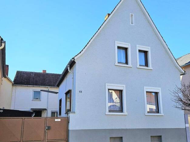 Haus zum Kauf 385.000 € 8 Zimmer 105 m² 1.158 m² Grundstück Haßloch 67454