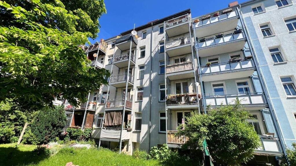 Mehrfamilienhaus zum Kauf als Kapitalanlage geeignet 950.000 € 433 m² 305 m² Grundstück Kröpeliner Tor-Vorstadt Rostock 18057