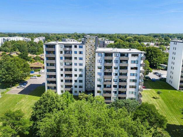 Wohnung zum Kauf 180.000 € 4 Zimmer 108,3 m² 5. Geschoss Mürwik Flensburg 24944