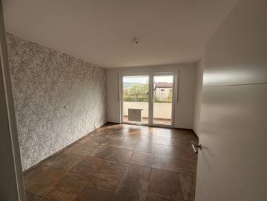 Studio zur Miete 1.180 € 3 Zimmer 90 m² 3. Geschoss frei ab sofort Lengfeld Würzburg 97076