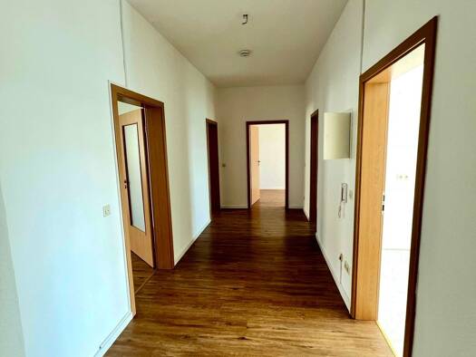 Wohnung zur Miete 680 € 3 Zimmer 91 m² 2. Geschoss frei ab sofort Kirchstraße 42 Bischofswerda 01877