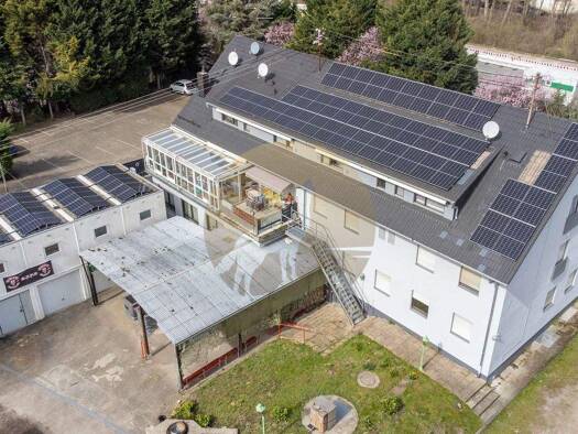 Mehrfamilienhaus zum Kauf als Kapitalanlage geeignet 1.740.000 € 25 Zimmer 1.048,5 m² 2.368 m² Grundstück Maxau Karlsruhe 76187