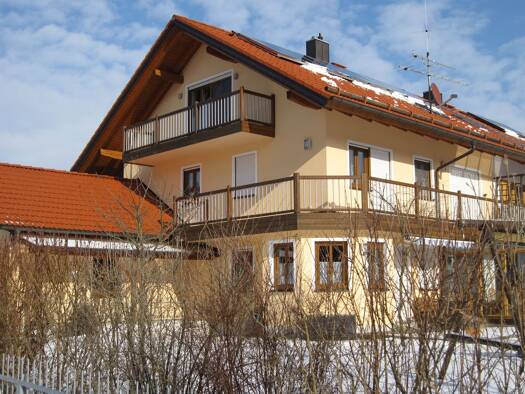 Wohnung zur Miete 750 € 1,5 Zimmer 53 m² Geschoss 2/3 frei ab sofort Egmating 85658