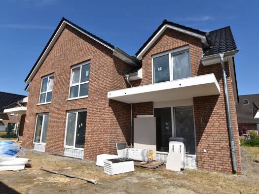 Wohnung zur Miete - Erstbezug 1.336 € 3 Zimmer 94,1 m² 1. Geschoss frei ab sofort Heist 25492