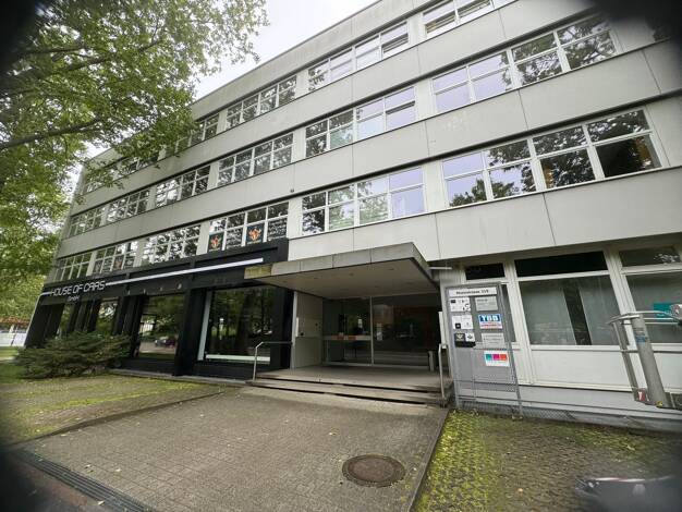 Bürofläche zur Miete 900 € 4 Zimmer 137,6 m² Bürofläche Oos Baden-Baden 76532
