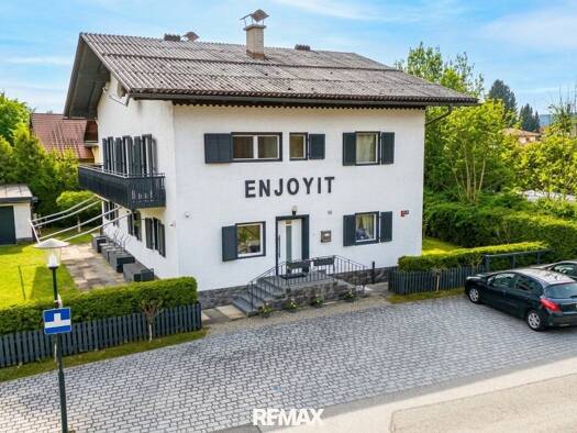 Mehrfamilienhaus zum Kauf als Kapitalanlage geeignet 1.300.000 € 9 Zimmer 285 m² 686 m² Grundstück Velden am Wörther See 9220