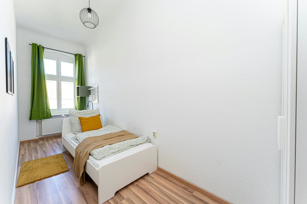 Wohnung zur Miete Wohnen auf Zeit 640 € 1 Zimmer 10 m²<br/>Wohnfläche 01.04.2025<br/>Verfügbarkeit Trützschlerstraße Johannisthal Berlin 12487