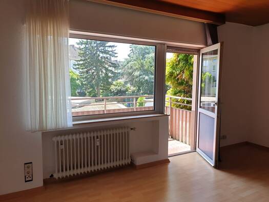 Wohnung zur Miete 375 € 2 Zimmer 41,8 m² Geschoss 2/4 frei ab sofort Cracau Krefeld 47799