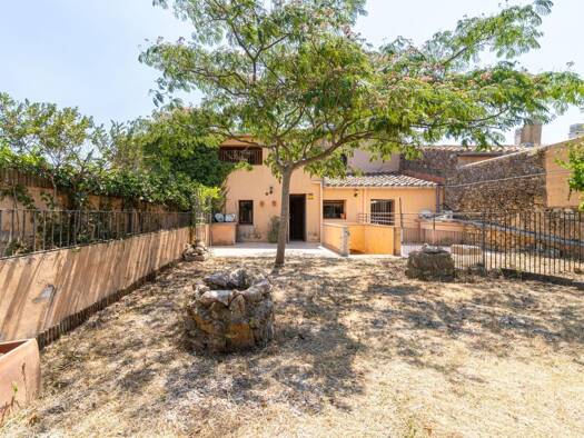 Haus zum Kauf 330.000 € 318 m² Llers 17730