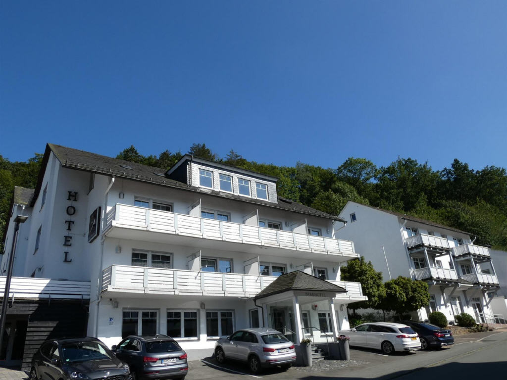 Hotel zum Kauf 689.000 € 1.056 m²<br/>Grundstück Bad Fredeburg Schmallenberg-Bad Fredeburg 57392