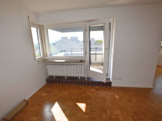 Wohnung zur Miete 750 € 1,5 Zimmer 58 m² 8. Geschoss Möhringen Stuttgart 70567