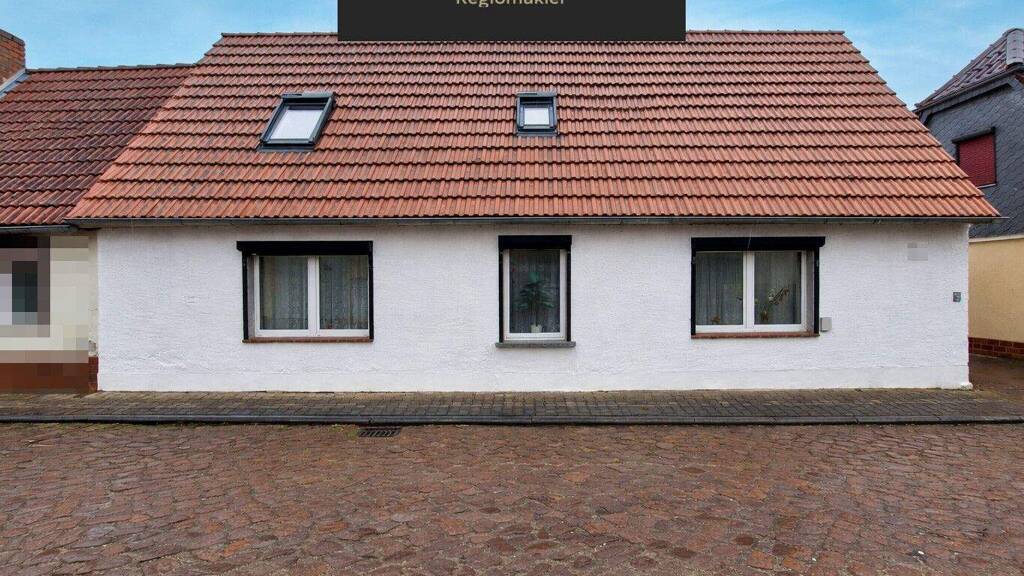 Doppelhaushälfte zum Kauf 55.000 € 5 Zimmer 106,3 m² 184 m² Grundstück Radegast 06369