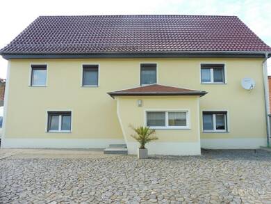 Einfamilienhaus zum Kauf 249.000 € 8 Zimmer 298 m² 1.957 m² Grundstück Großböhla Dahlen 04774