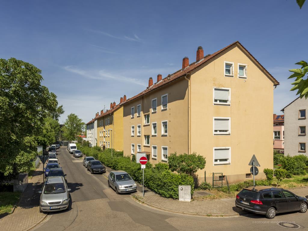 Wohnung zur Miete 839 € 3 Zimmer 96,4 m²<br/>Wohnfläche 1.<br/>Geschoss Kurt-Schumacher-Straße 13 Neustadt - Ost Neustadt an der Weinstraße 67433