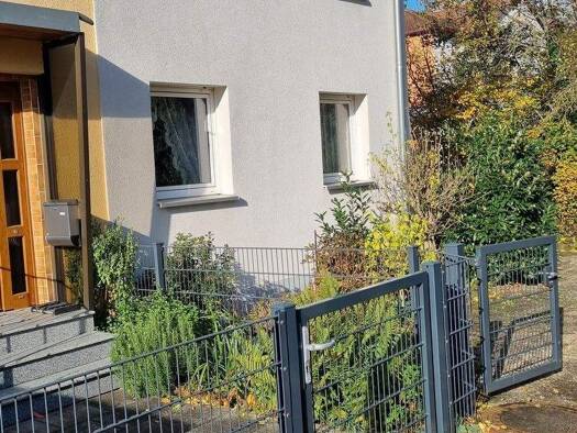 Reihenendhaus zum Kauf 389.000 € 6 Zimmer 162 m² 432 m² Grundstück frei ab sofort Ansbach 91522