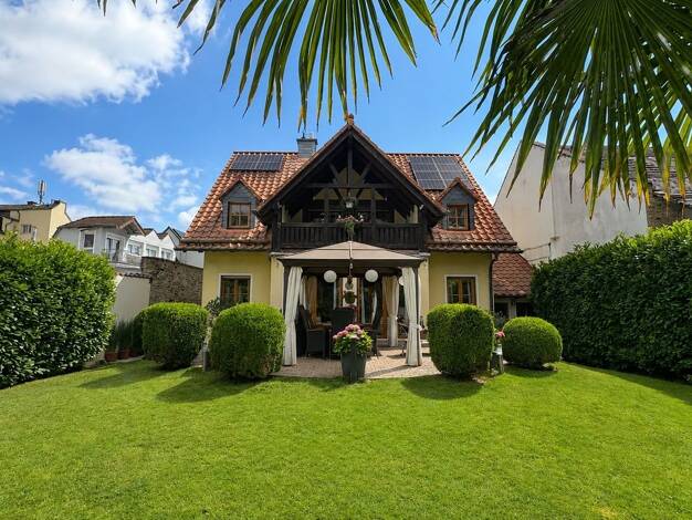 Einfamilienhaus zum Kauf 1.298.000 € 5 Zimmer 184,4 m² 691 m² Grundstück Bierstadt Wiesbaden 65191