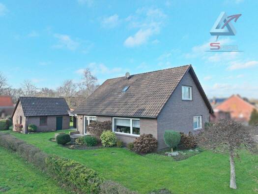 Einfamilienhaus zum Kauf 235.000 € 174 m² 1.123 m² Grundstück Stiekelkamperfehn Neukamperfehn 26835