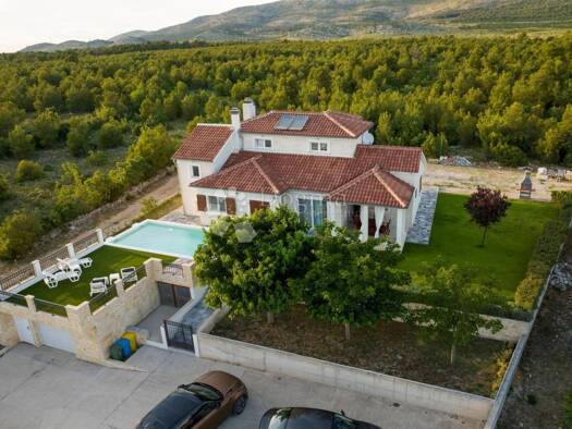Einfamilienhaus zum Kauf 720.000 € 3 Zimmer 282 m² Dubrava Kod Šibenika, Šibenik - Okolica Šibenik 22000