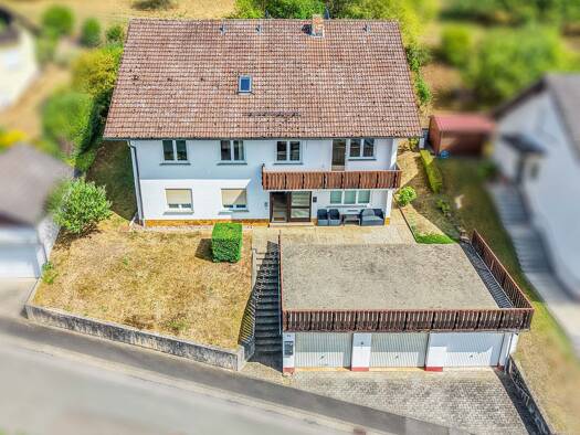 Mehrfamilienhaus zum Kauf 399.000 € 10 Zimmer 329 m² 648 m² Grundstück Erlach Neustadt a.Main 97845
