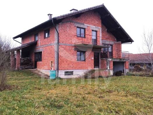 Haus zum Kauf 156.000 € 5 Zimmer 310 m² Bjelovar