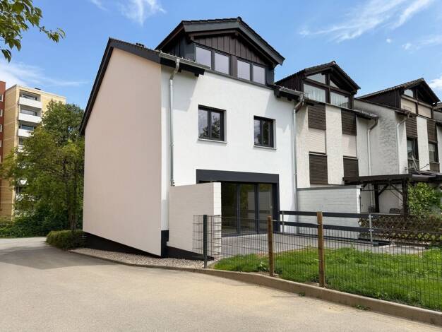 Reihenendhaus zur Miete 1.570 € 142 m² Deggendorf 94469