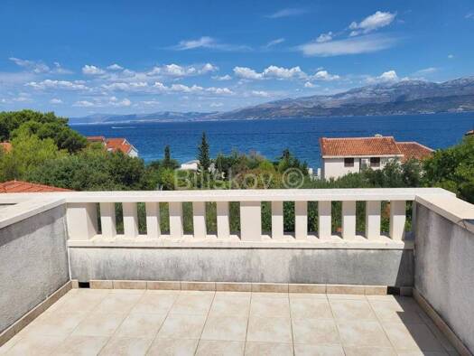 Haus zum Kauf 1.250.000 € 16 Zimmer 450 m² Supetar