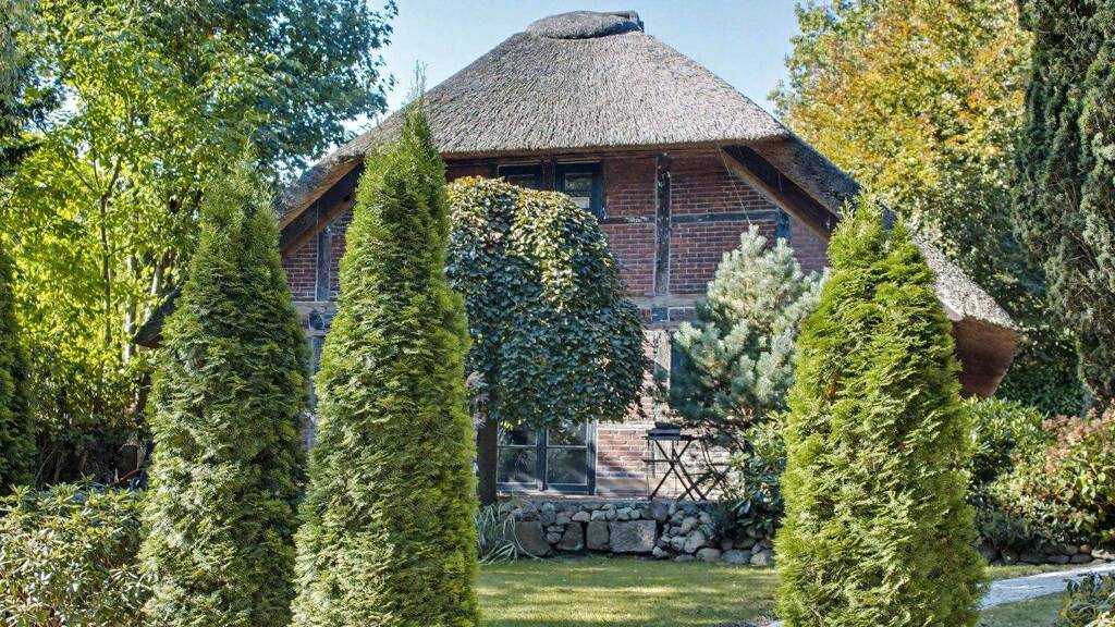 Einfamilienhaus zum Kauf 1.190.000 € 5 Zimmer 182 m² 974 m² Grundstück Reinbek 21465