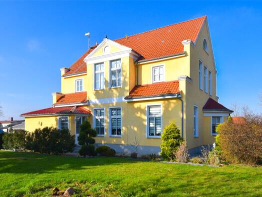 Haus zum Kauf 290.000 € 11 Zimmer 247,3 m² 2.281 m² Grundstück Arneburg Arneburg 39596
